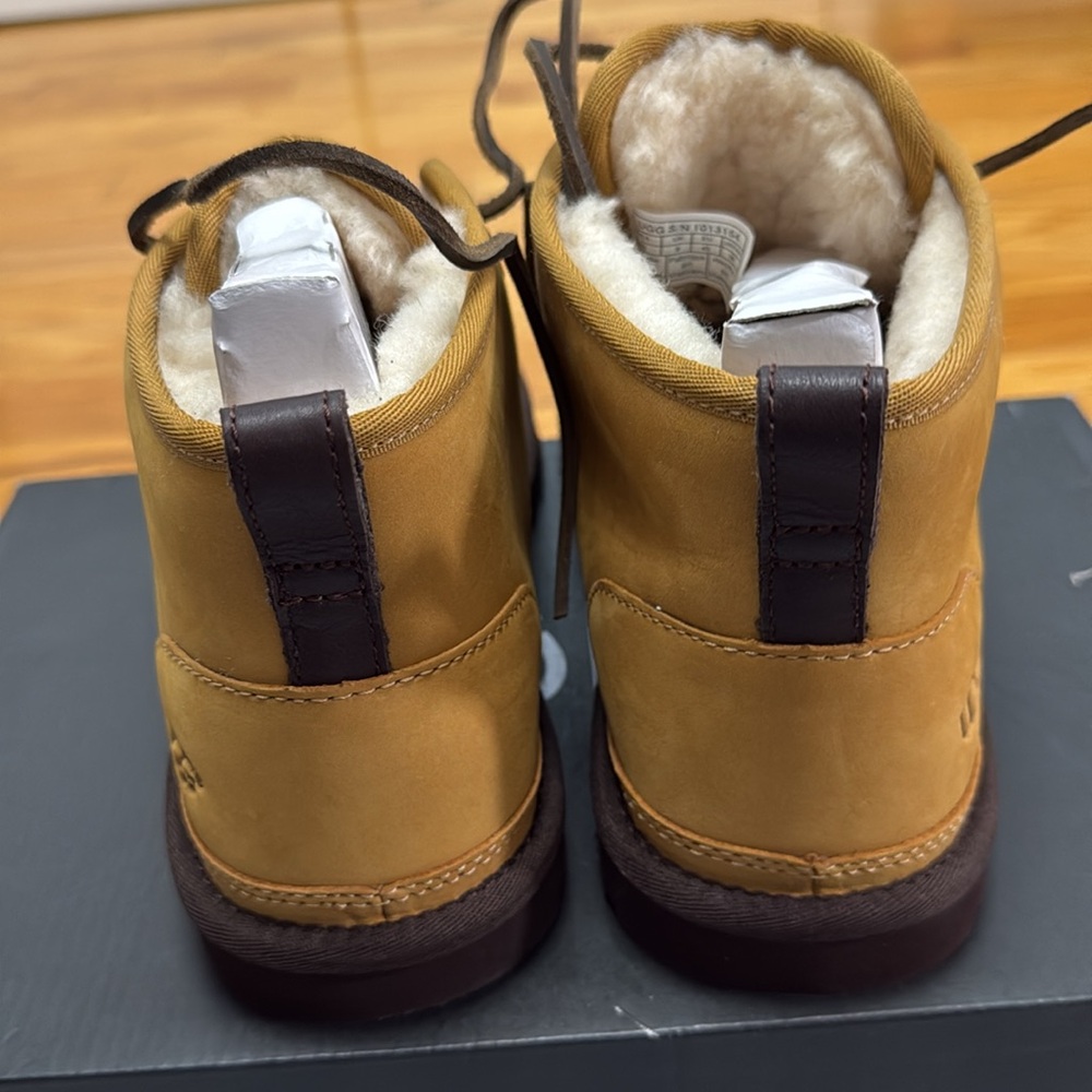 UGG Men's Neumel Boots - Wheat - Picture 5 of 7